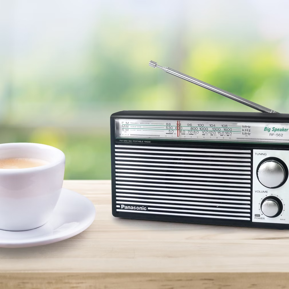 Panasonic RF-562DD Portable Radio